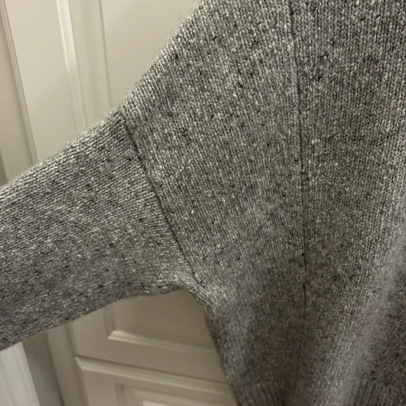 Vince 100% cashmere sweater - Picture 3 of 5